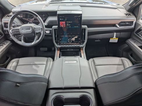 New 2026 GMC Yukon Denali w/ Denali Reserve Package AWD/4WD image 18