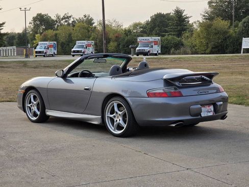 Used 2004 Porsche 911 Carrera image 3