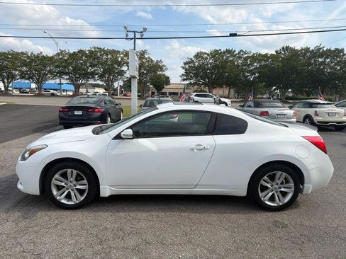 Used 2013 Nissan Altima 2.5 S w/ Premium Pkg FWD image 4