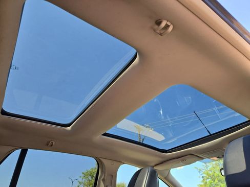 Used 2011 Lincoln MKX AWD w/ 102A Rapid Spec Order Code image 20