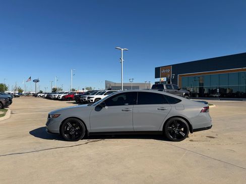 Used 2024 Honda Accord Sport image 2