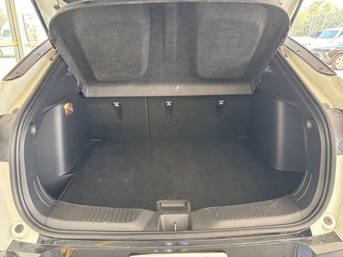 Used 2025 Buick Envista Sport Touring image 31