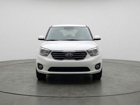 Used 2025 Kia Soul LX w/ LX Technology Package image 2