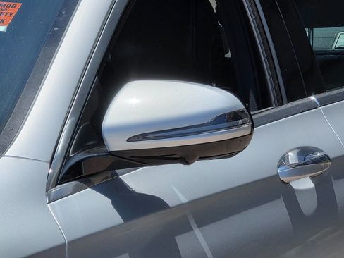 Used 2019 Mercedes-Benz E 300 image 10