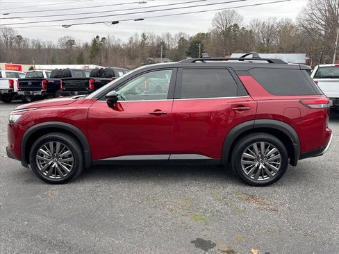 Used 2022 Nissan Pathfinder SL w/ SL Premium Package image 22