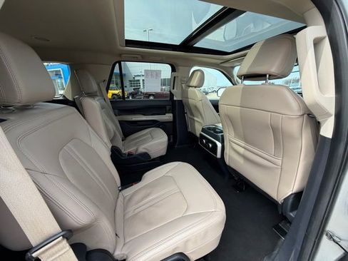 Used 2024 Ford Expedition Limited AWD/4WD image 25