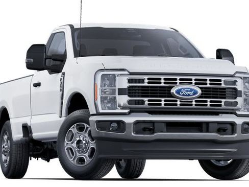 New 2025 Ford F350 XLT image 5