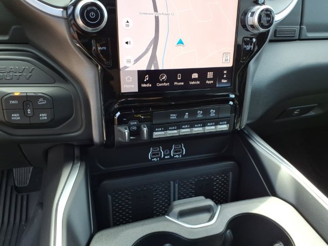 New 2026 RAM 2500 Big Horn AWD/4WD image 12