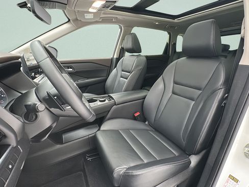 Used 2023 Nissan Rogue SL w/ SL Premium Package AWD/4WD image 13