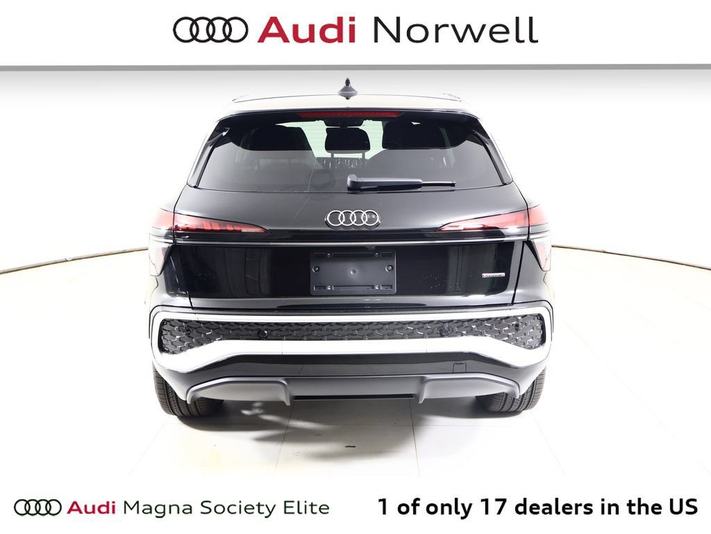 New 2026 Audi Q3 quattro 2.0T AWD/4WD image 11
