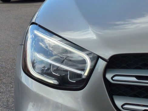 Used 2021 Mercedes-Benz GLC 300 image 10