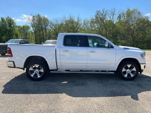 Used 2019 RAM 1500 Laramie AWD/4WD image 8