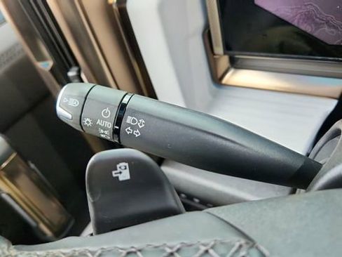Used 2024 GMC Hummer EV 3X w/ Omega Edition image 40