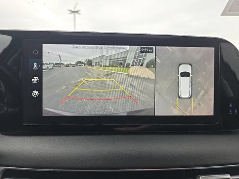 Used 2024 Hyundai Palisade Limited AWD/4WD image 40