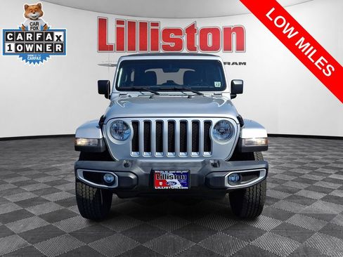 Used 2022 Jeep Wrangler Unlimited Sahara w/ Cold Weather Group AWD/4WD image 2