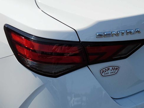 Used 2023 Nissan Sentra SV FWD image 10