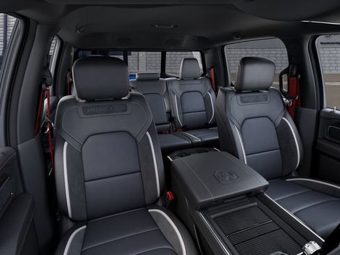 New 2026 RAM 1500 Laramie AWD/4WD image 16