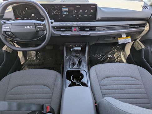 Certified 2025 Kia K4 EX FWD image 14