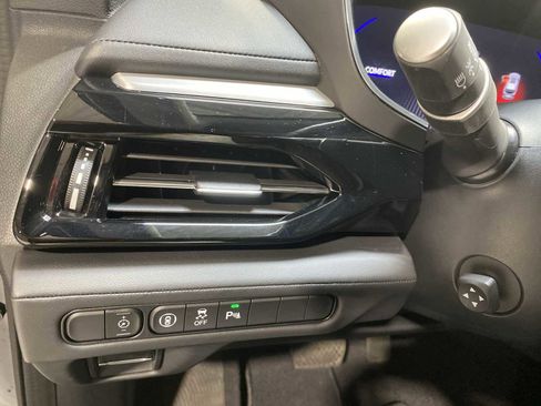 Certified 2023 Acura MDX w/Technology Package image 24