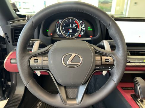 Used 2024 Lexus LC 500 Convertible image 19