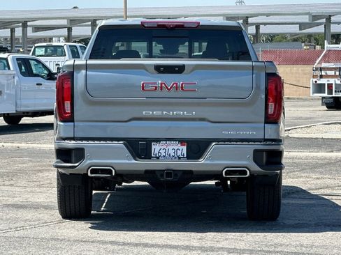 Used 2024 GMC Sierra 1500 Denali w/ Technology Package RWD image 4