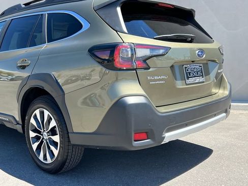 Used 2024 Subaru Outback Limited AWD/4WD image 8
