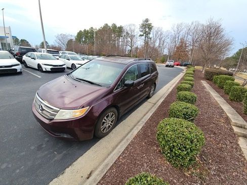 Used 2011 Honda Odyssey EX-L image 4