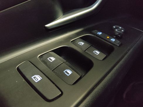 Used 2021 Hyundai Elantra SEL FWD image 27