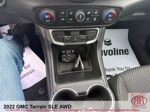 Used 2022 GMC Terrain SLE w/ Driver Convenience Package AWD/4WD image 15