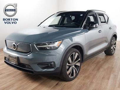 Used 2021 Volvo XC40 P8 Recharge w/ Advanced Package