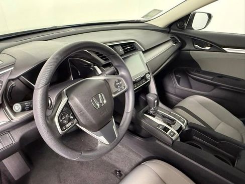 Used 2018 Honda Civic EX image 16