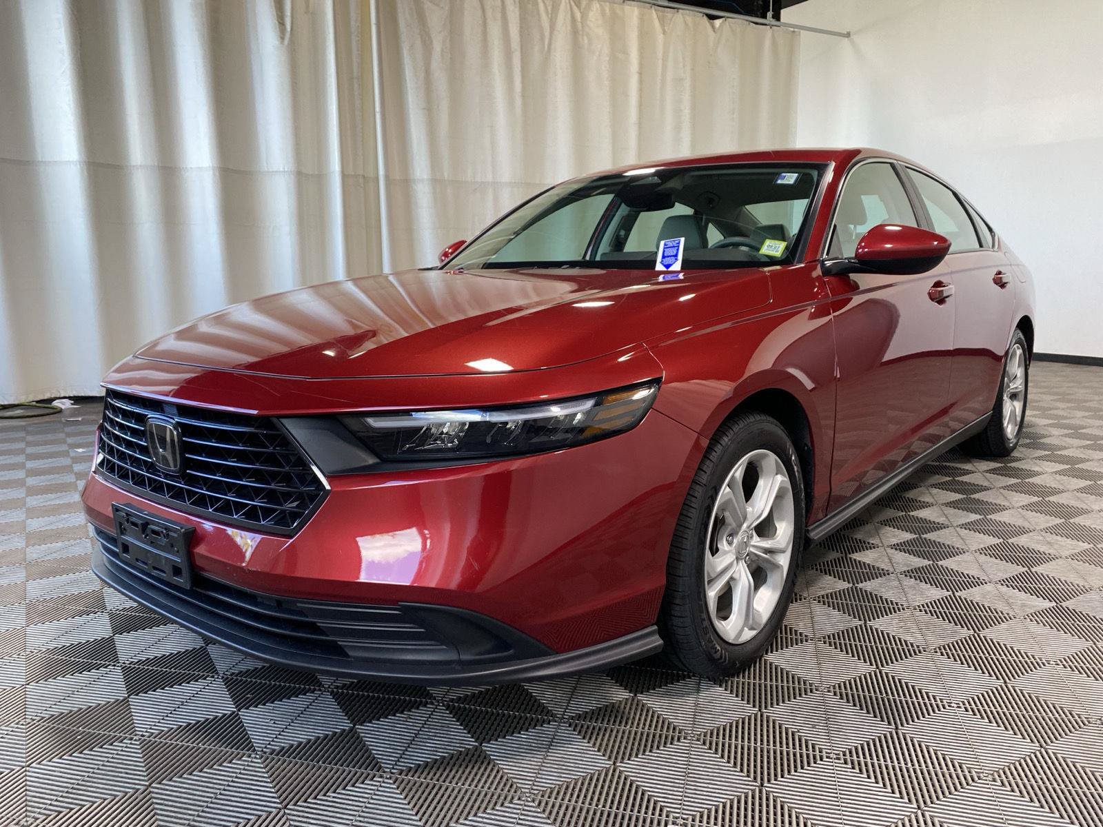 Used 2024 Honda Accord LX image 3