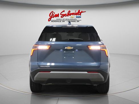 New 2026 Chevrolet Equinox LT FWD image 5