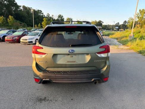 Used 2019 Subaru Forester Limited AWD/4WD image 10