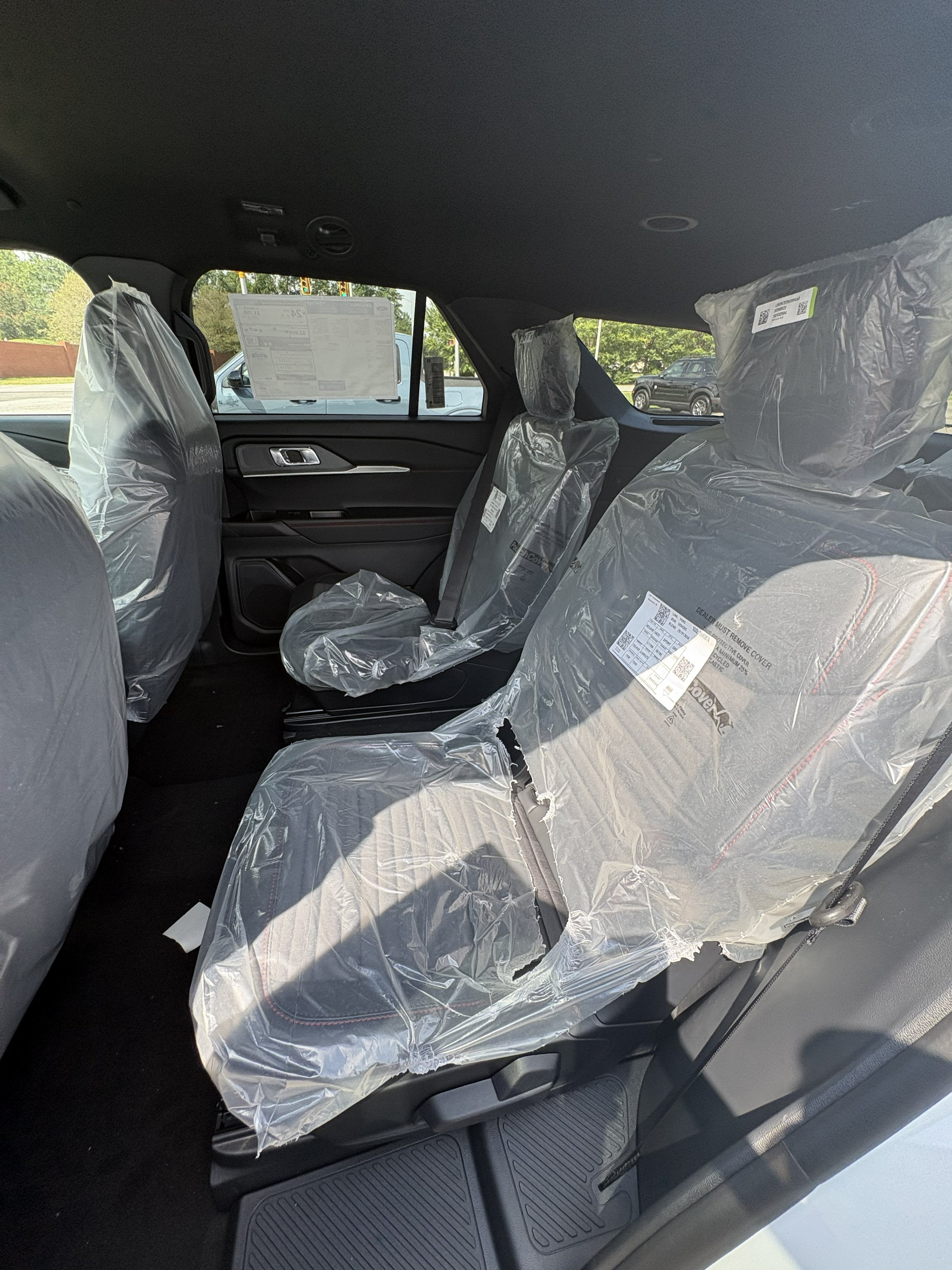 New 2026 Ford Explorer ST-Line w/ ST-Line Street Pack RWD image 8
