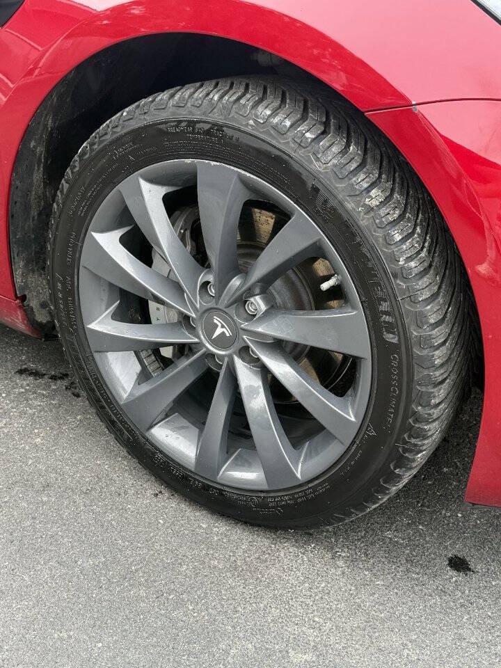 Used 2023 Tesla Model 3 Standard Range RWD image 28