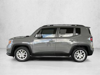 Used 2019 Jeep Renegade Latitude video 2