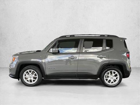 Used 2019 Jeep Renegade Latitude image 2