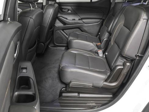 Used 2021 Chevrolet Traverse RS w/ LPO, Floor Liner Package image 34