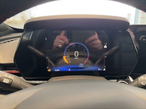 New 2026 Chevrolet Trax RS w/ Sunroof Package image 18