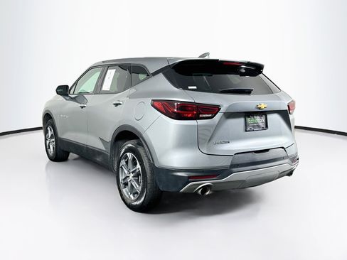 Used 2026 Chevrolet Blazer LT FWD image 5