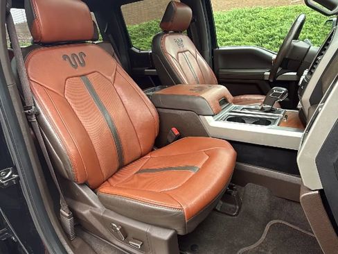Used 2019 Ford F150 King Ranch w/ Equipment Group 601A Luxury AWD/4WD image 32