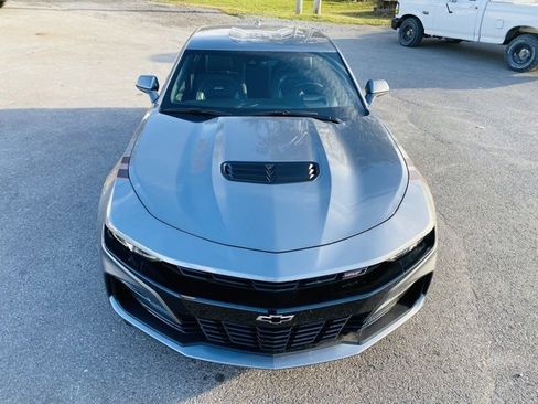 Used 2019 Chevrolet Camaro SS image 13