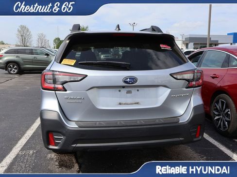 Used 2022 Subaru Outback Premium w/ Popular Package #1 AWD/4WD image 17