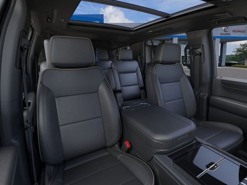 New 2026 GMC Yukon Elevation w/ Elevation Premium Package AWD/4WD image 17