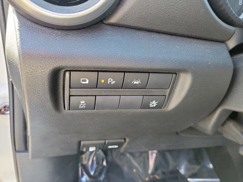 Used 2024 Nissan Versa S w/ S Plus Package image 21