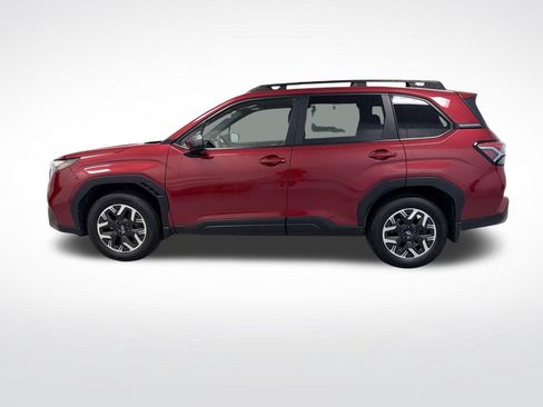 Used 2025 Subaru Forester Premium AWD/4WD image 10