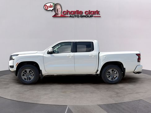 New 2026 Nissan Frontier SV w/ All-Weather Content Package AWD/4WD image 2