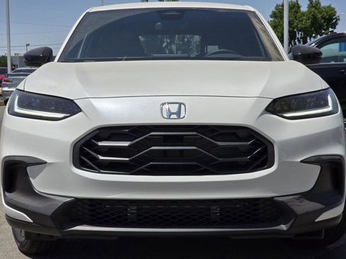 New 2026 Honda HR-V Sport image 3