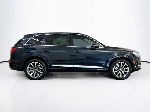 Used 2017 Audi Q7 3.0T Prestige AWD/4WD image 10